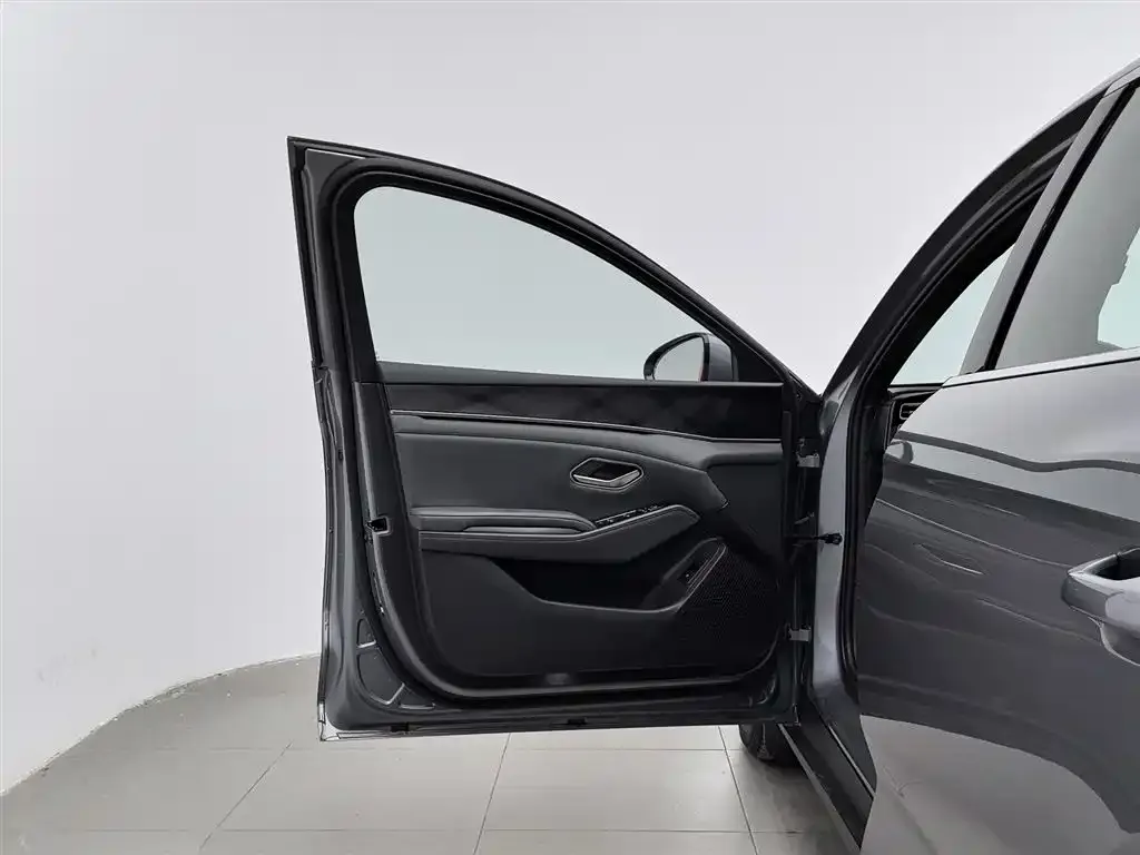BYD Qin L 2025 из CN, фото 8