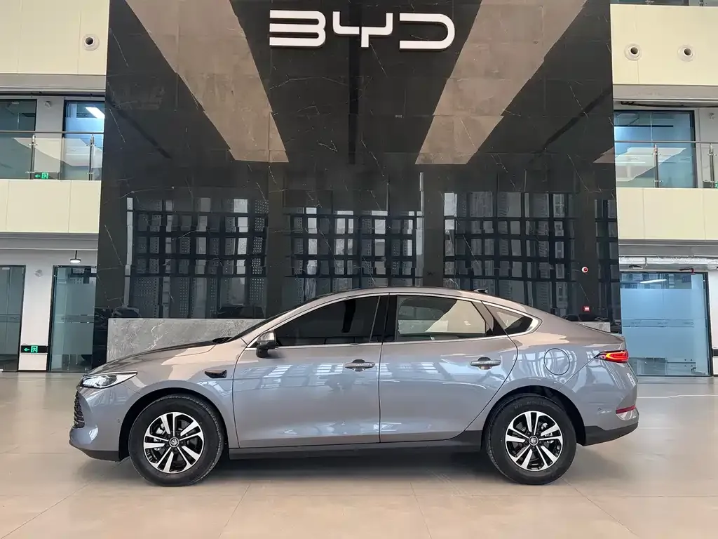BYD Qin PLUS — фото 8
