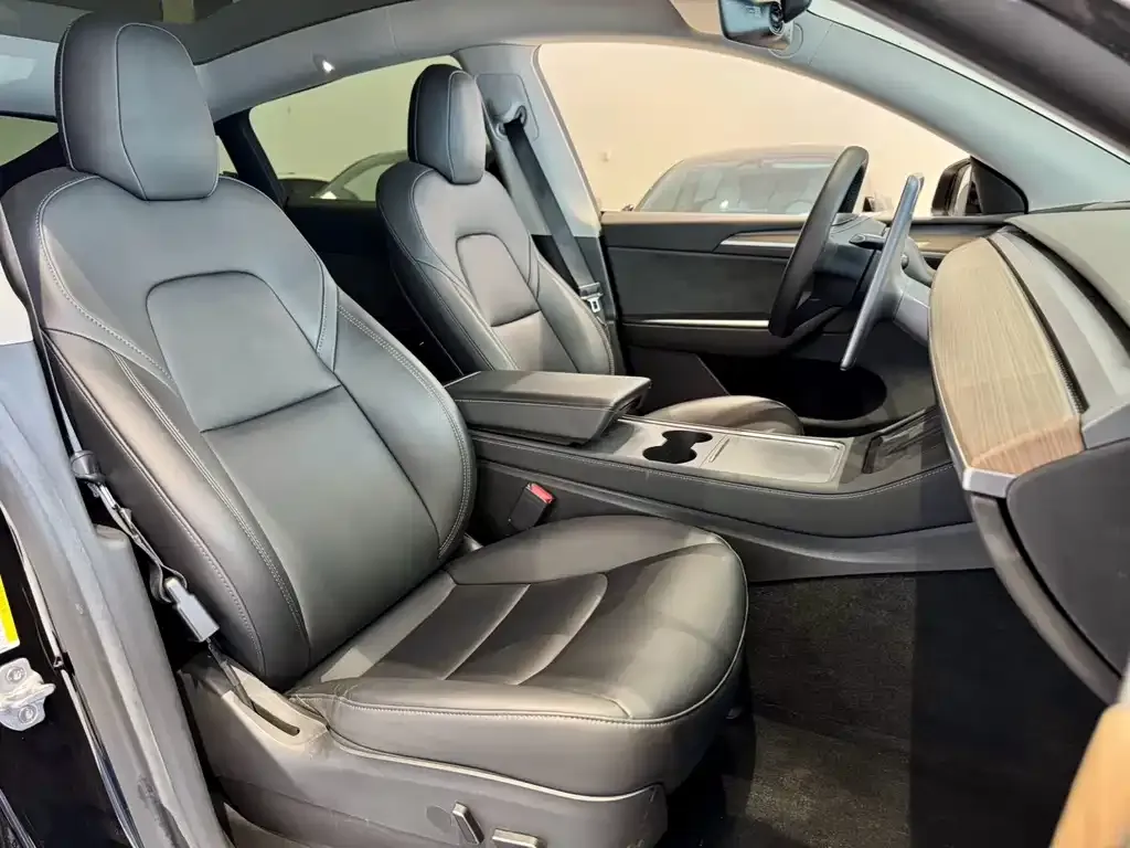 Tesla Model Y 2022 из CN, фото 6