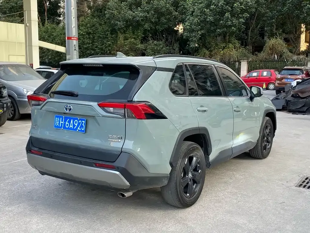 Toyota RAV4 2021 из CN, фото 8