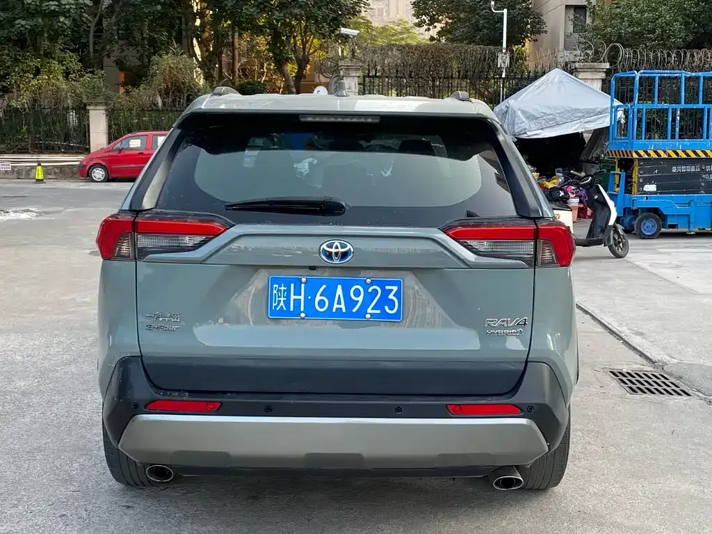 Toyota RAV4 2021 из CN, фото 6