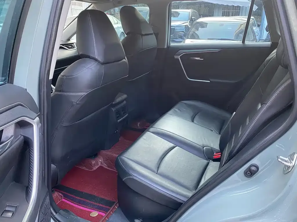 Toyota RAV4 2021 из CN, фото 10