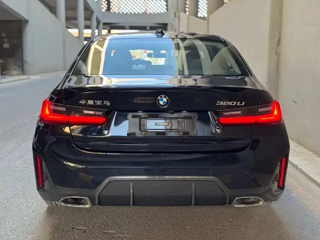 BMW 3 Series 2023 из CN, фото 7