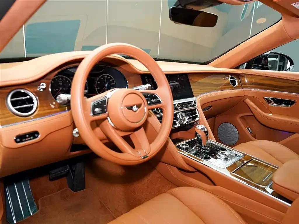 Bentley Flying Spur PHEV 2024 из CN, фото 8