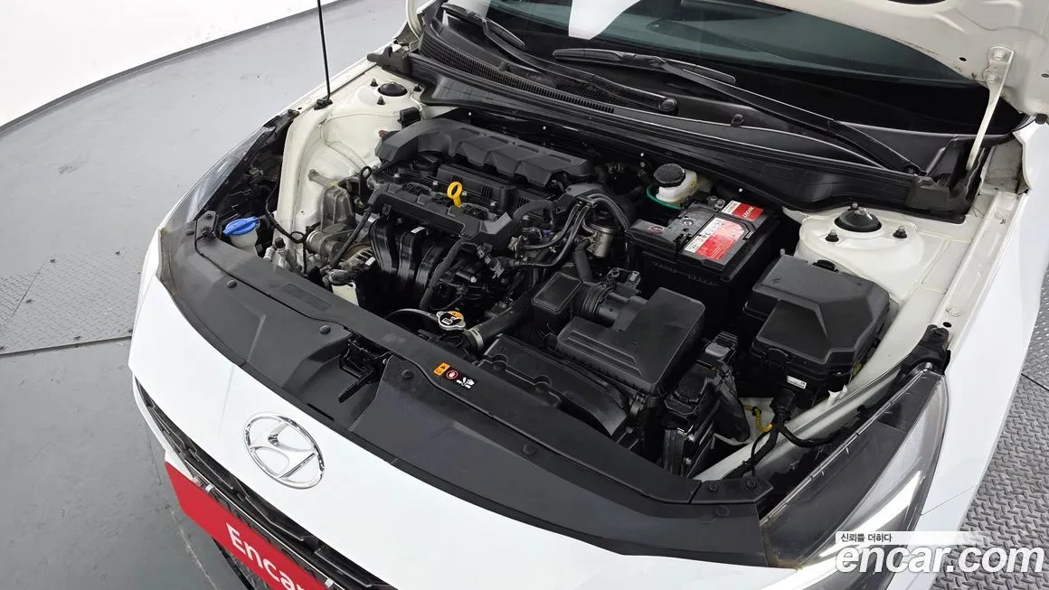 Hyundai AVANTE 2021 из KR, фото 3