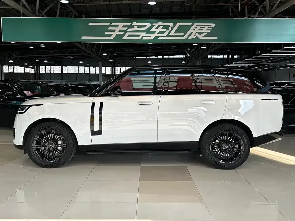 Land Rover Range Rover 2023 из CN, фото 2