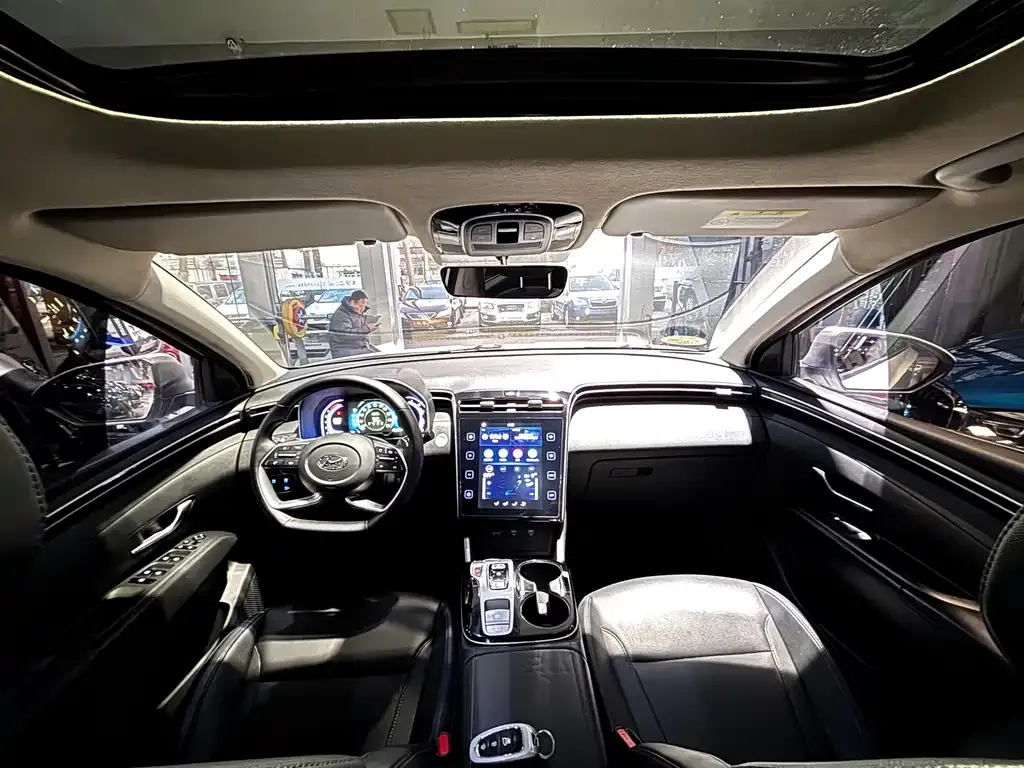 Hyundai Tucson 2022 из CN, фото 10