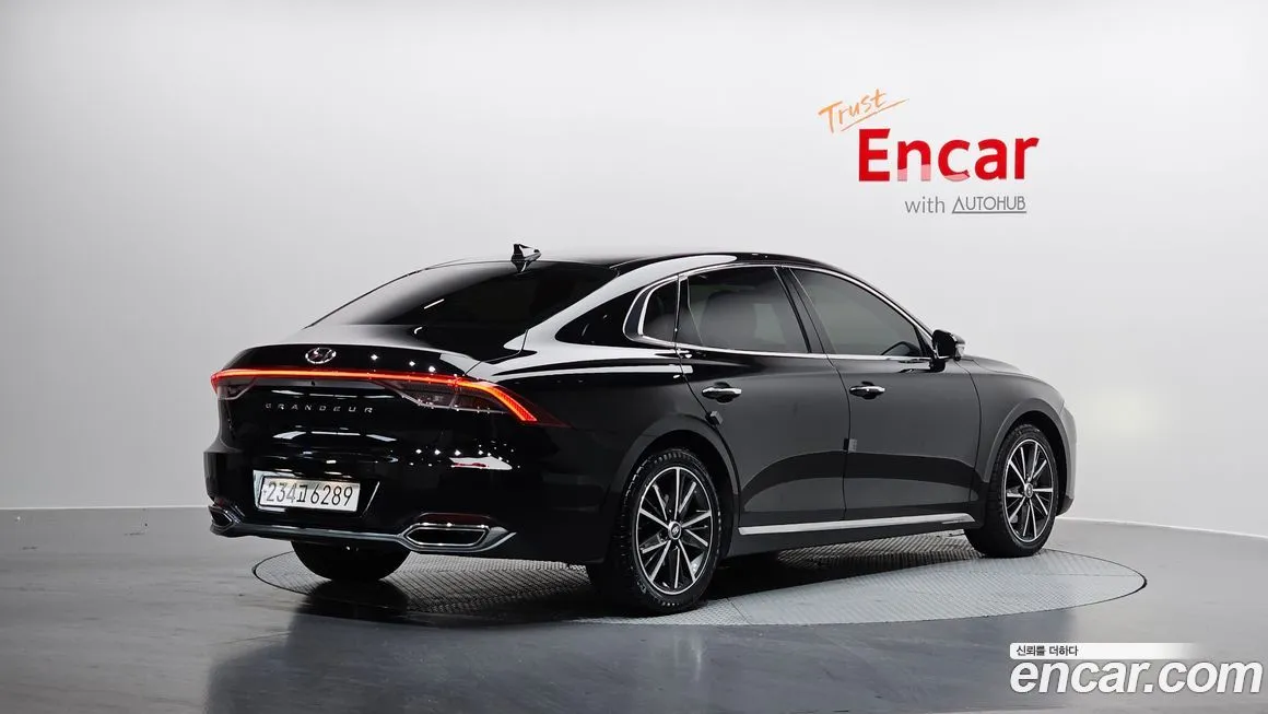Hyundai Grandeur 2022 из KR, фото 2