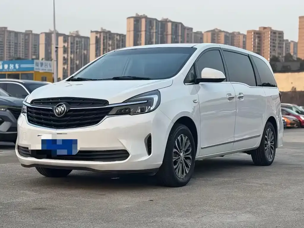 Buick GL8 2021 из CN, фото 1