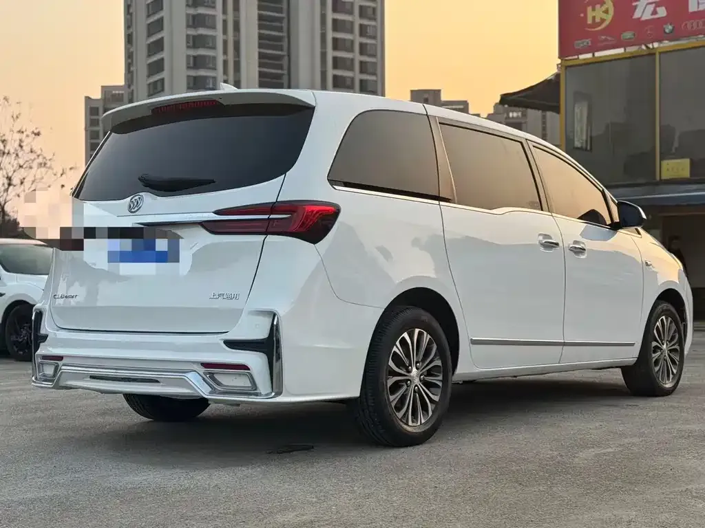 Buick GL8 2021 из CN, фото 4