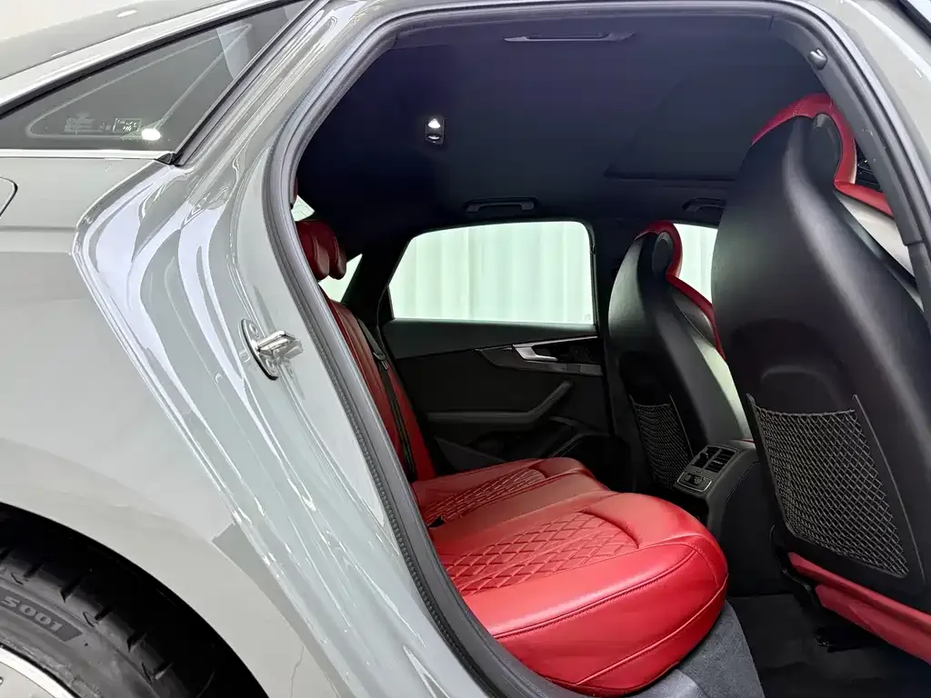 Audi S4 2022 из CN, фото 5