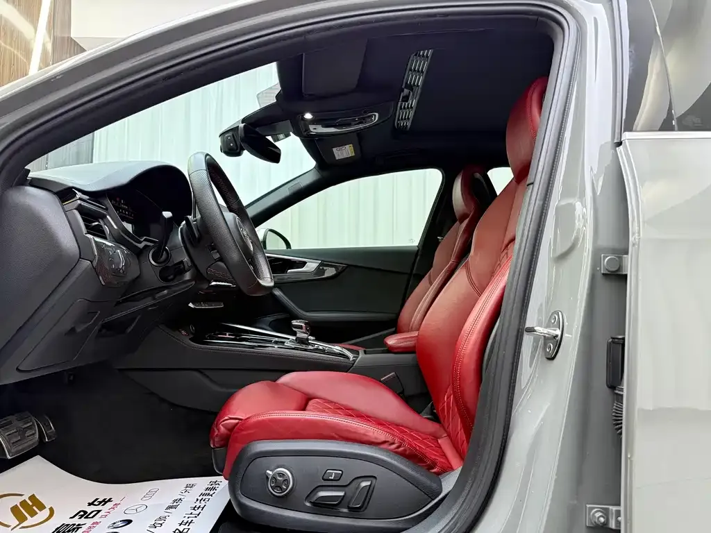 Audi S4 2022 из CN, фото 4