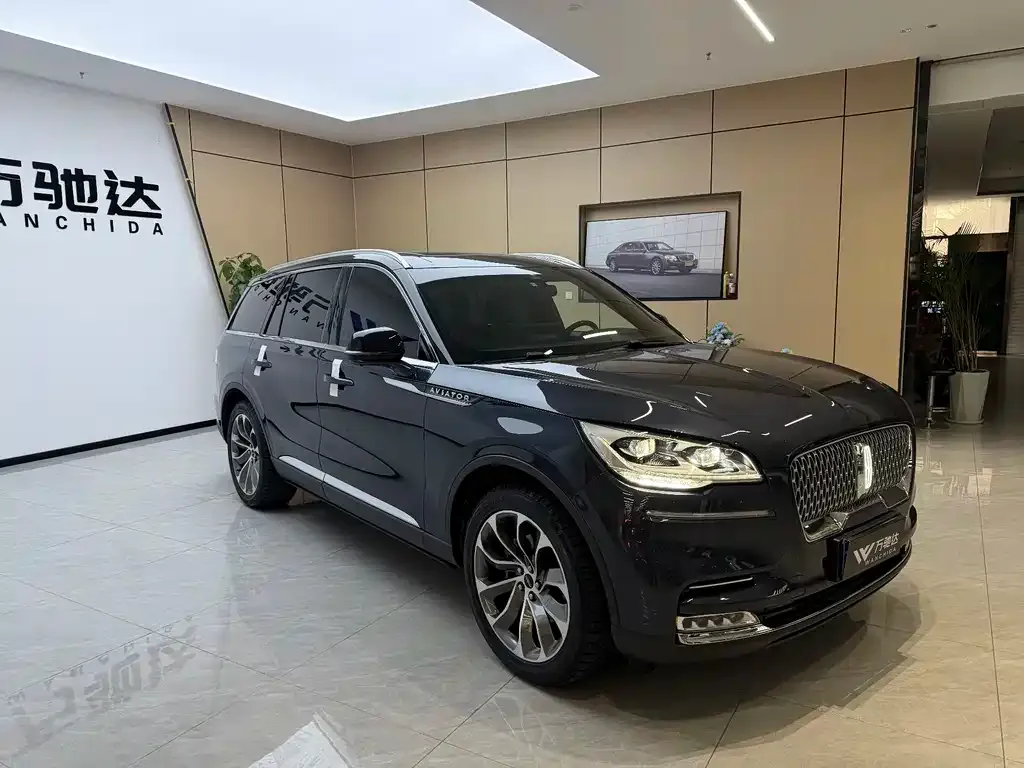Lincoln Aviator 2021 из CN, фото 1