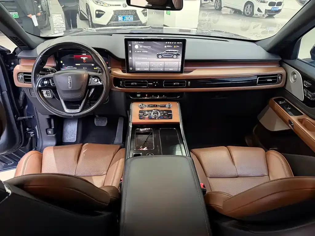 Lincoln Aviator 2021 из CN, фото 5
