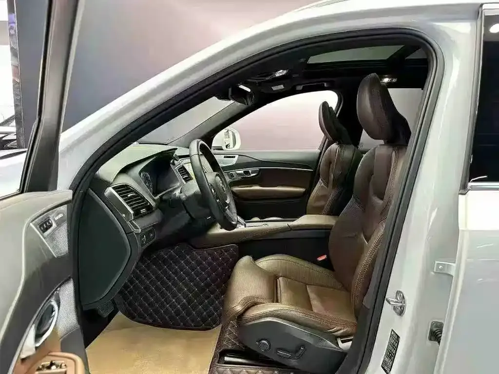 Volvo XC90 2022 из CN, фото 5