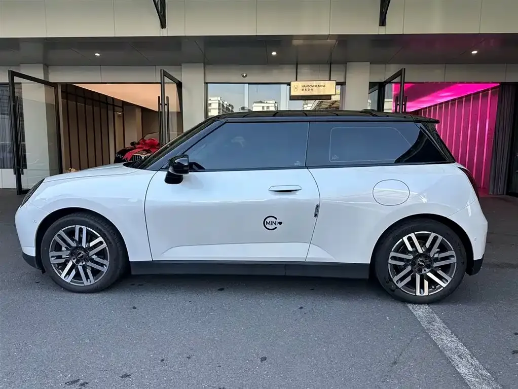 MINI Cooper EV 2025 из CN, фото 9