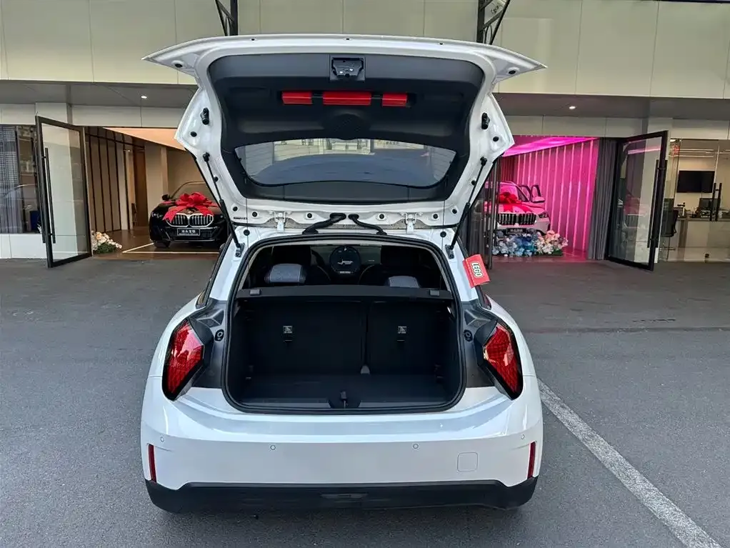 MINI Cooper EV 2025 из CN, фото 2