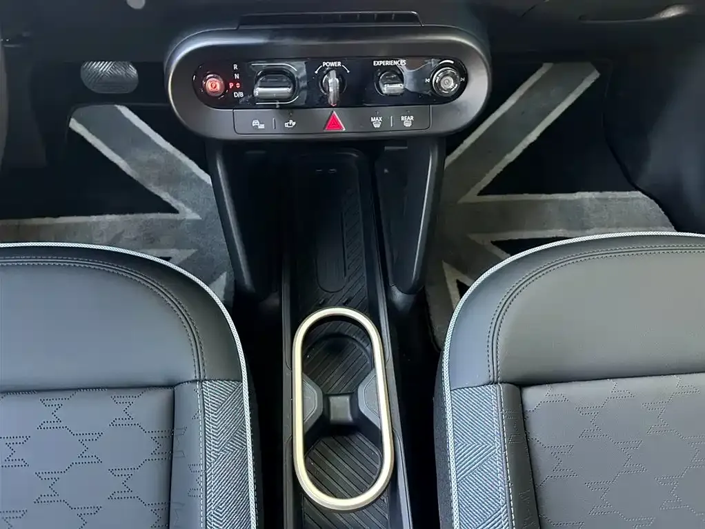 MINI Cooper EV 2025 из CN, фото 8