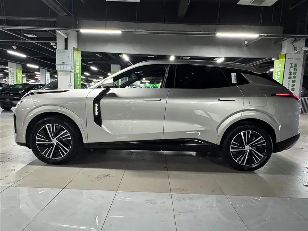 Lynk & Co 08 EM-P 2025 из CN, фото 3