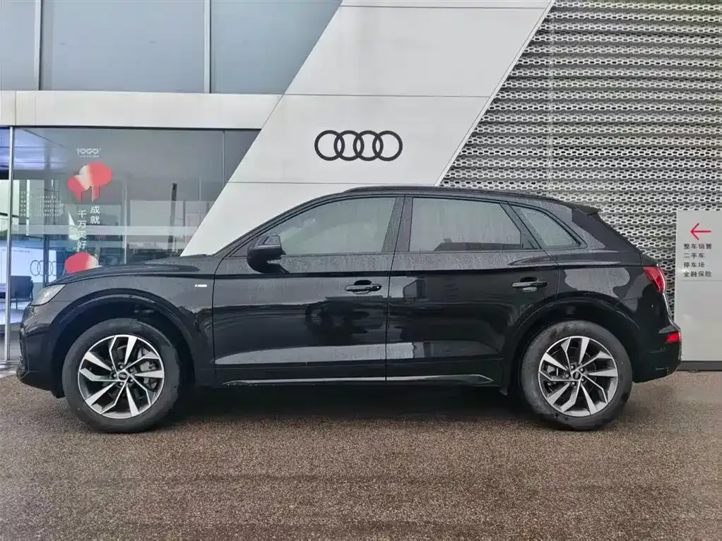 Audi Q5L 2023 из CN, фото 9