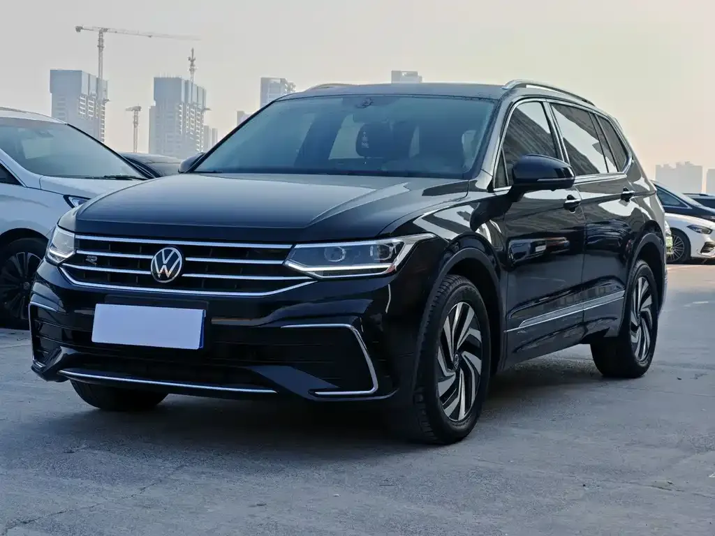 Volkswagen Tiguan L 2024 из CN, фото 1