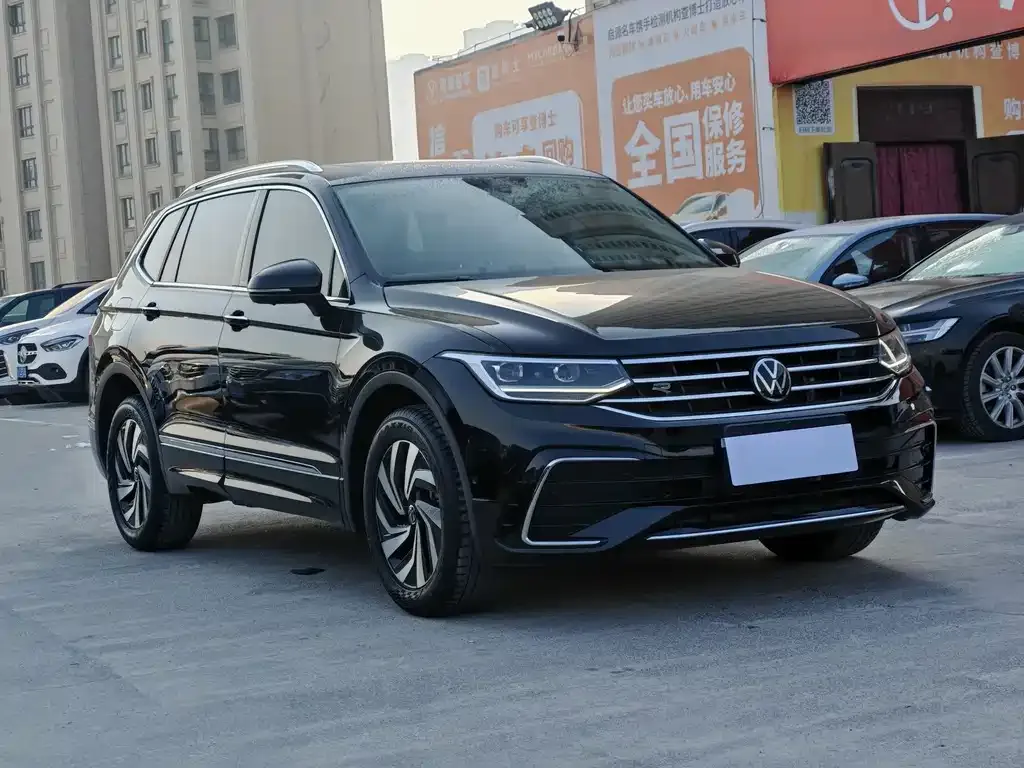 Volkswagen Tiguan L 2024 из CN, фото 8