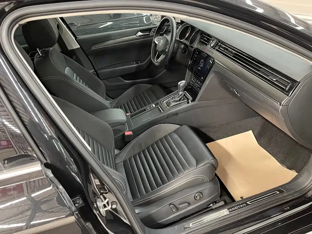 Volkswagen Magotan 2021 из CN, фото 6