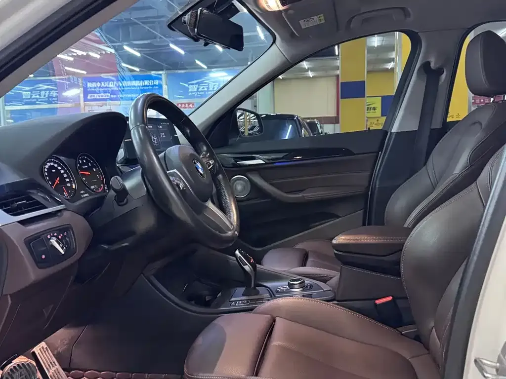 BMW X1 2021 из CN, фото 2
