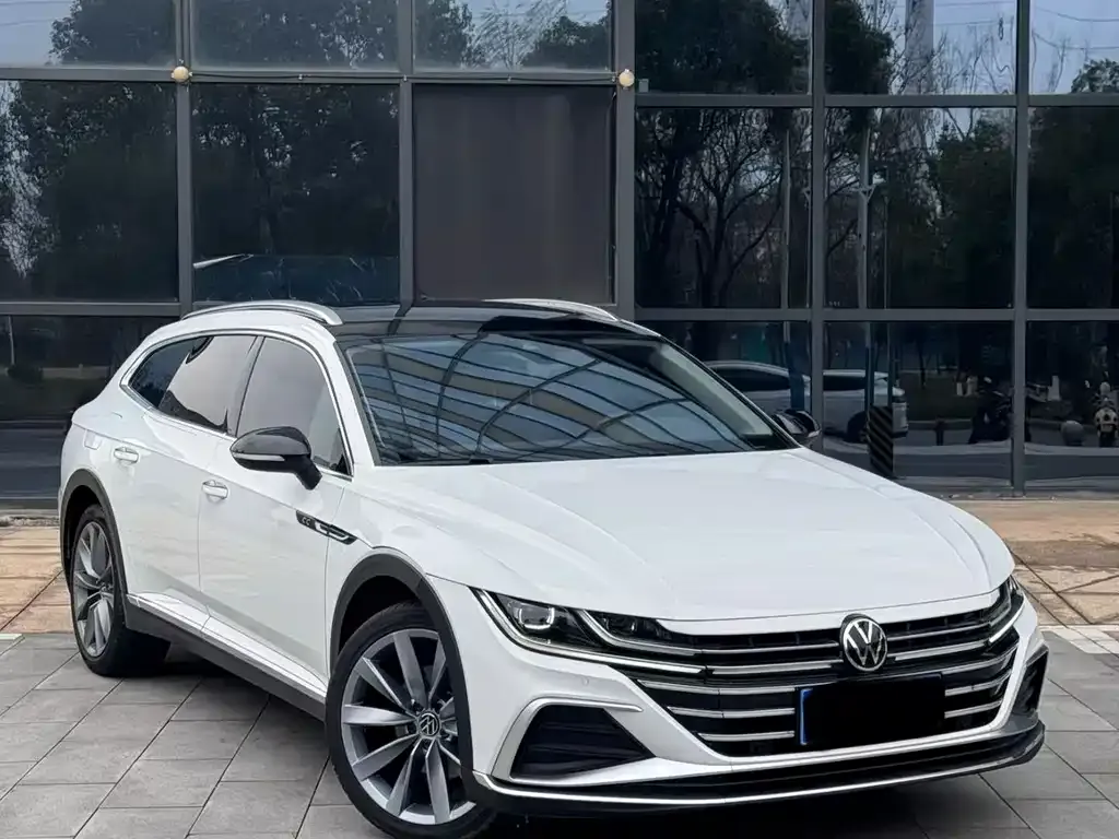 Volkswagen CC 2023 из CN, фото 4