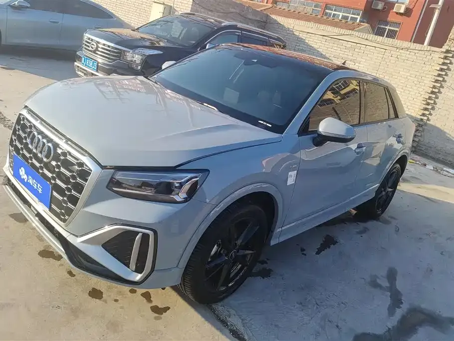 Audi Q2L 2023 из CN, фото 1
