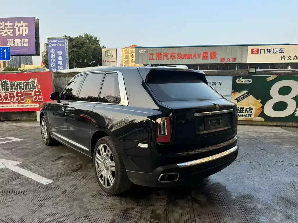 Rolls-Royce Cullinan 2022 из CN, фото 4