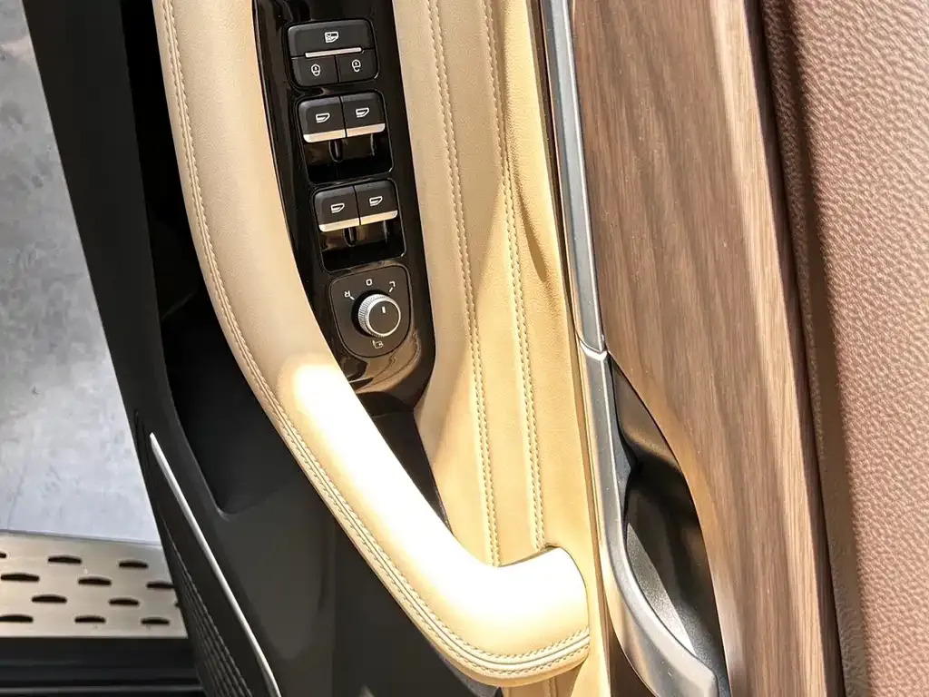 Geely Xingyue L 2024 из CN, фото 5