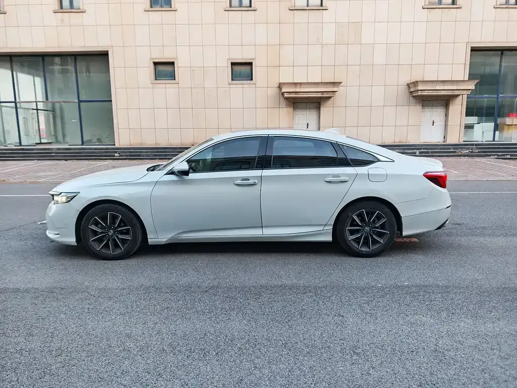 Honda Inspire 2022 из CN, фото 9