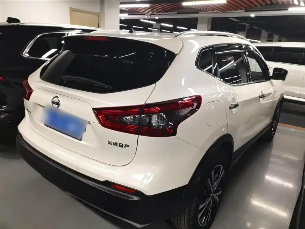 Nissan Qashqai 2023 из CN, фото 4