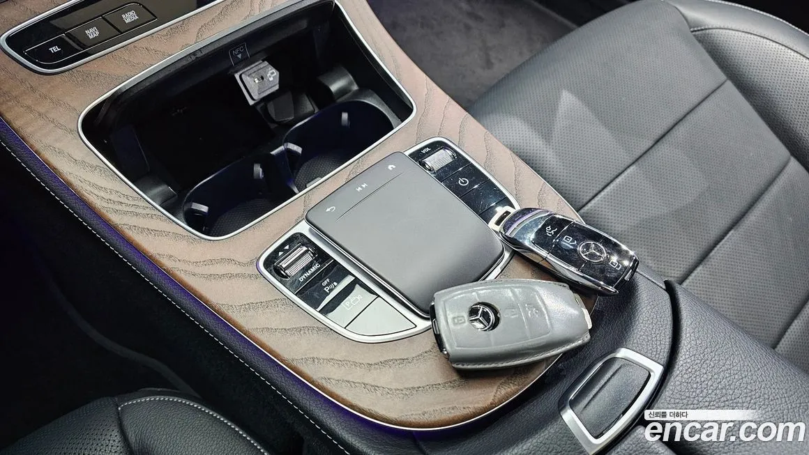 Mercedes-Benz E-Class 2021 из KR, фото 10