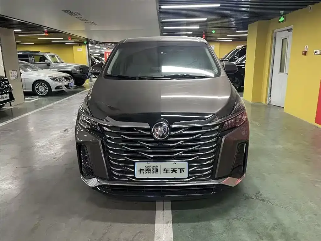 Buick GL8 2025 из CN, фото 6