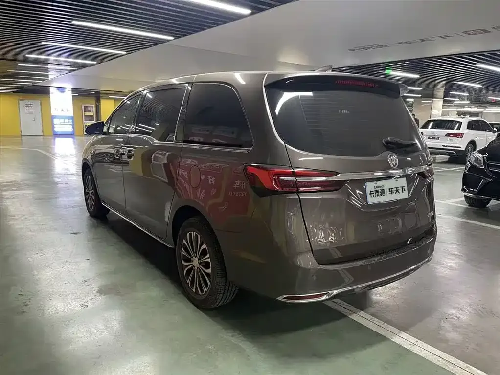 Buick GL8 2025 из CN, фото 8