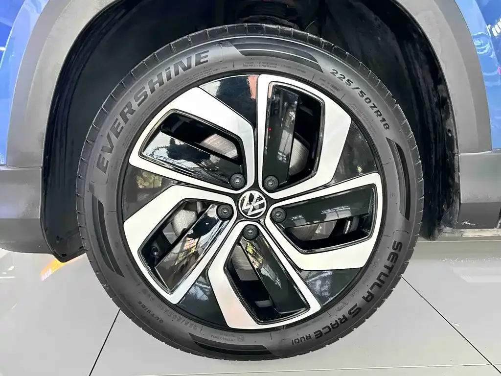Volkswagen Tharu 2024 из CN, фото 3