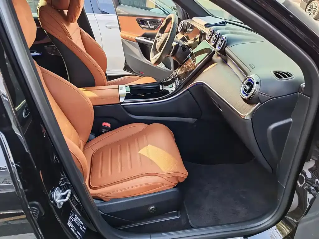 Mercedes-Benz GLC 2025 из CN, фото 3