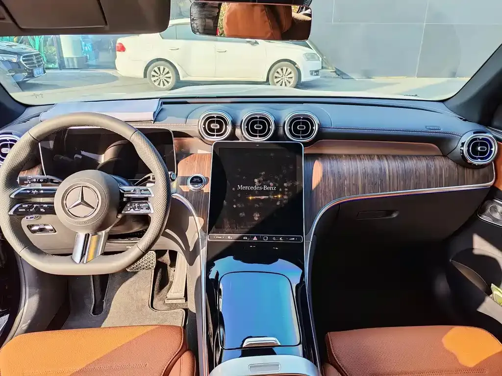 Mercedes-Benz GLC 2025 из CN, фото 2
