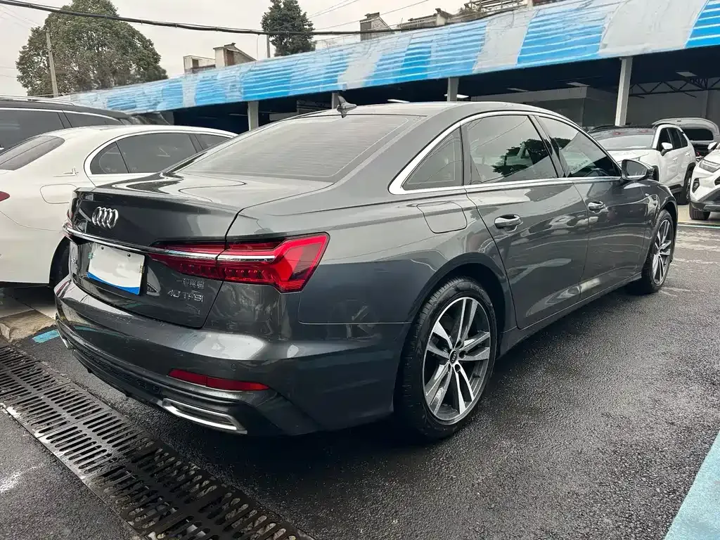 Audi A6L 2022 из CN, фото 8