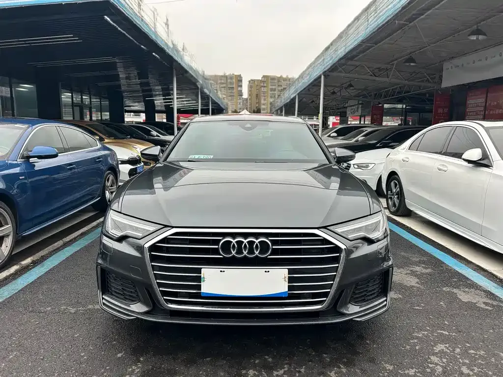 Audi A6L 2022 из CN, фото 3