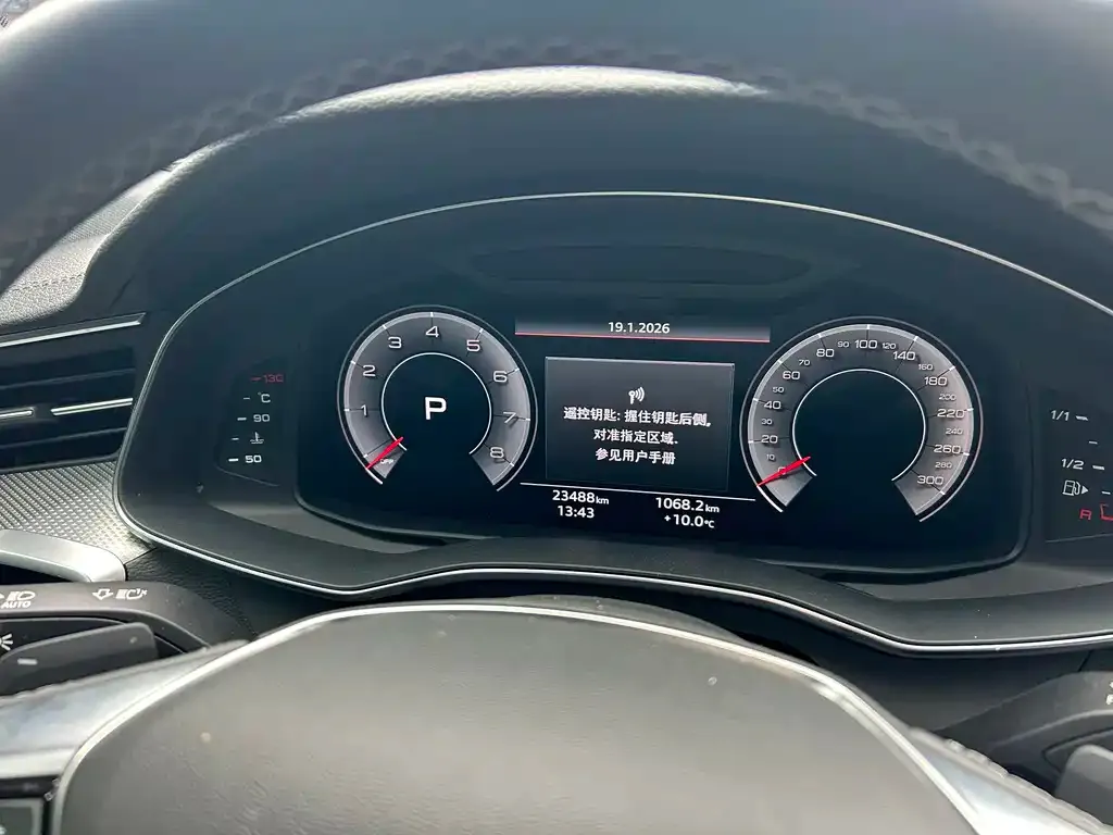 Audi A6L 2022 из CN, фото 2