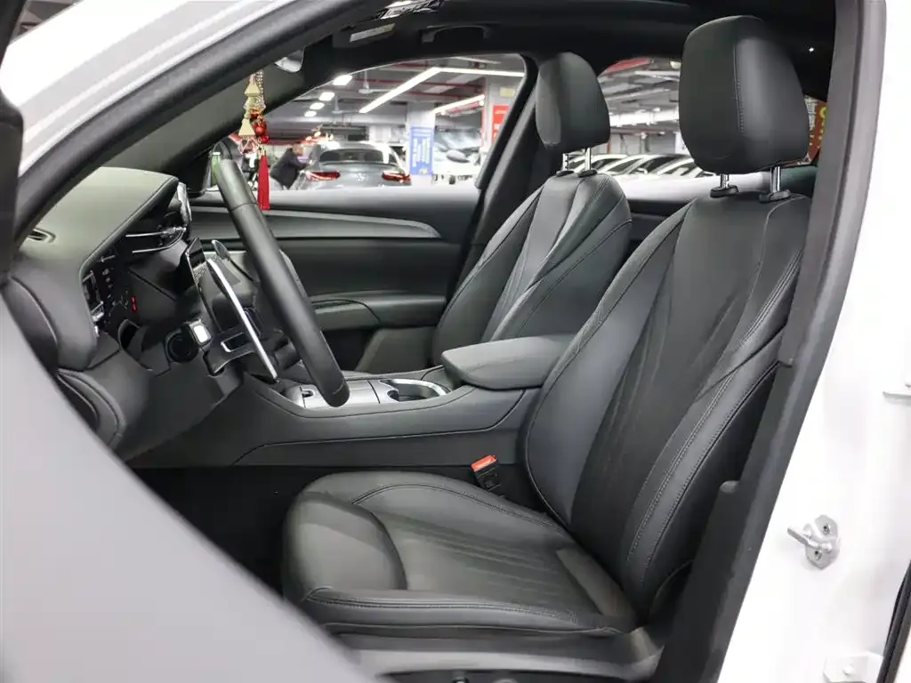 Maserati Grecale 2023 из CN, фото 6