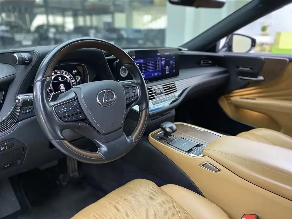 Lexus LS 2021 из CN, фото 9