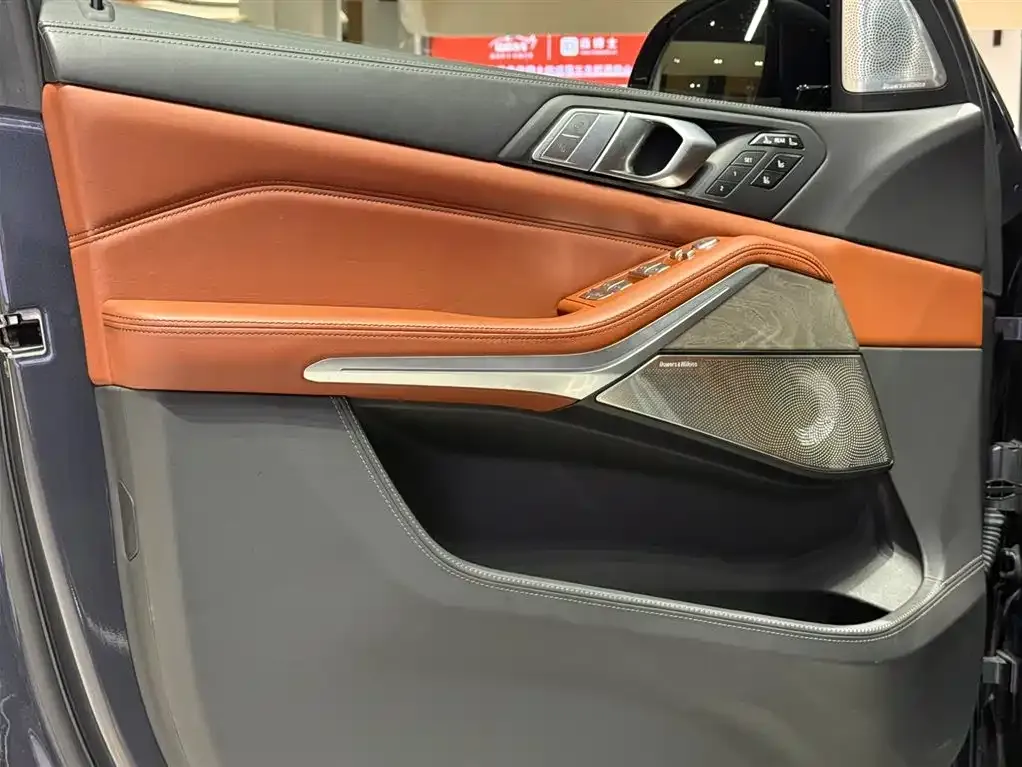 BMW X7 2021 из CN, фото 2