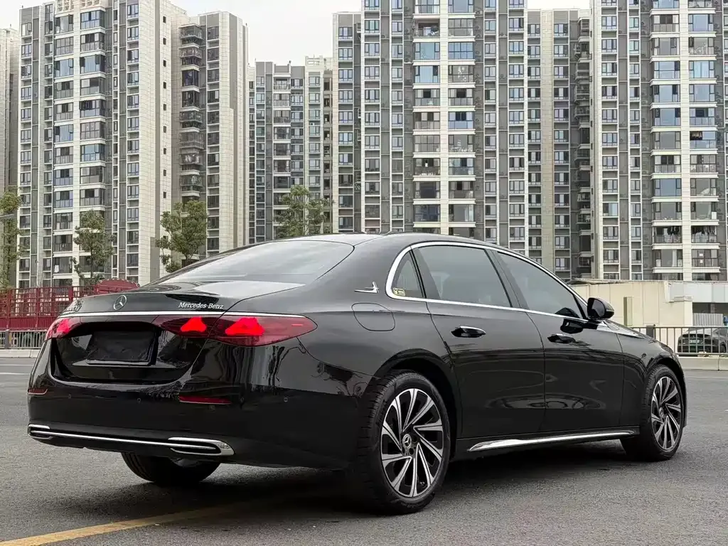 Mercedes-Benz E-Class 2025 из CN, фото 7