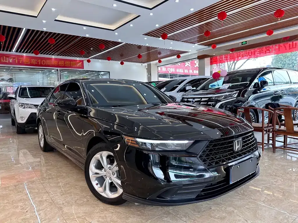 Honda Accord 2023 из CN, фото 10