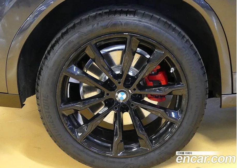 BMW X4 2025 из KR, фото 6