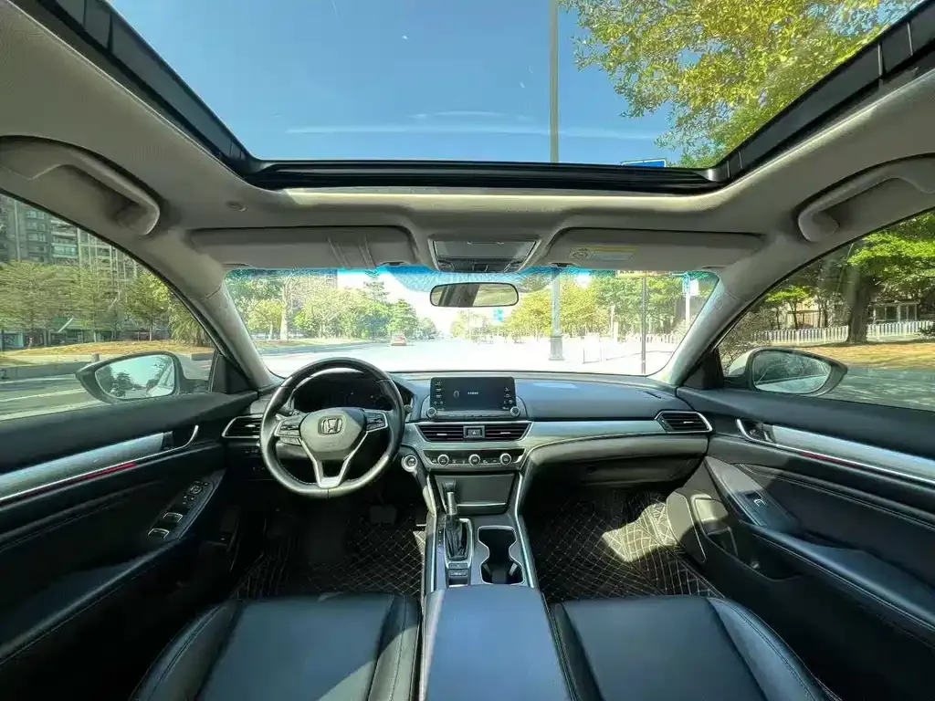 Honda Accord 2021 из CN, фото 3